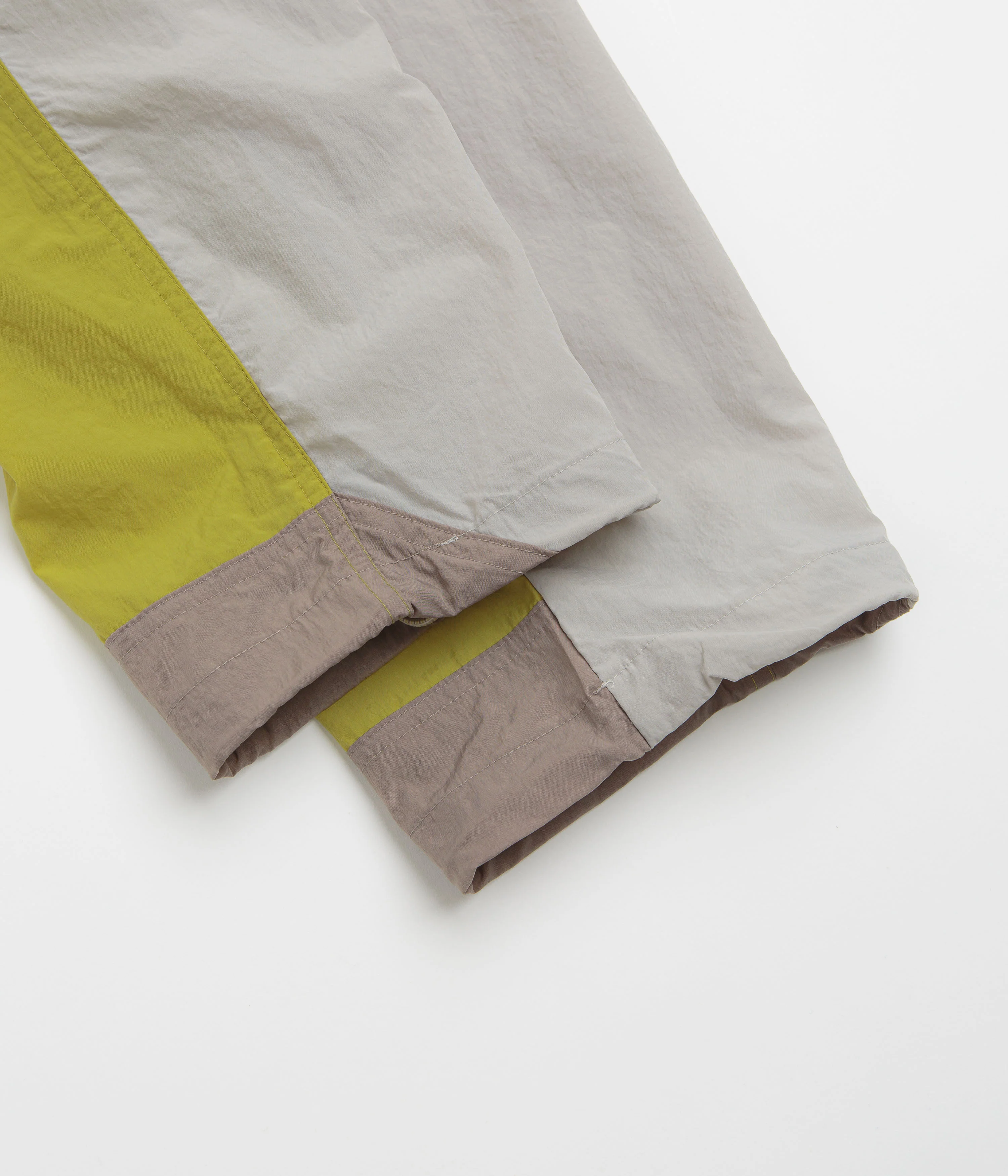 Columbia Challenger Windbreaker Pants - Flint Grey / Iron / Peppercorn - Image 10