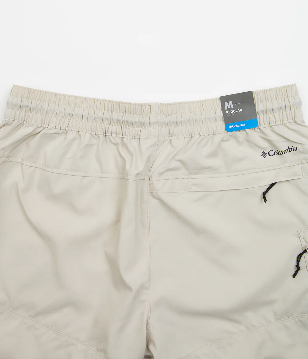 Columbia Coral Ridge Shorts - Dark Stone - Image 5