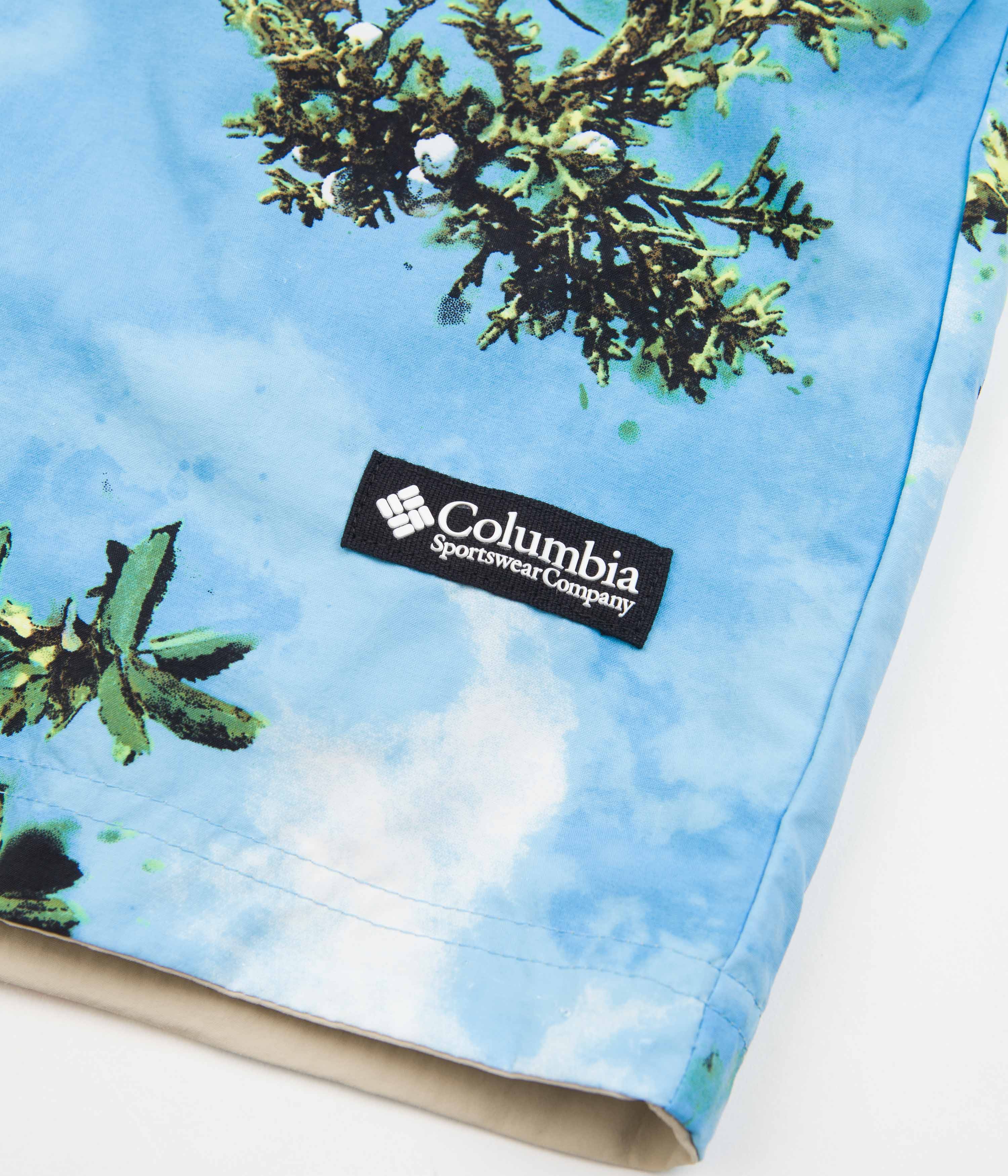 Columbia Deschutes Valley Reversible Shorts - Ancient Fossil / Vista Blue Deschutes Days - Image 9