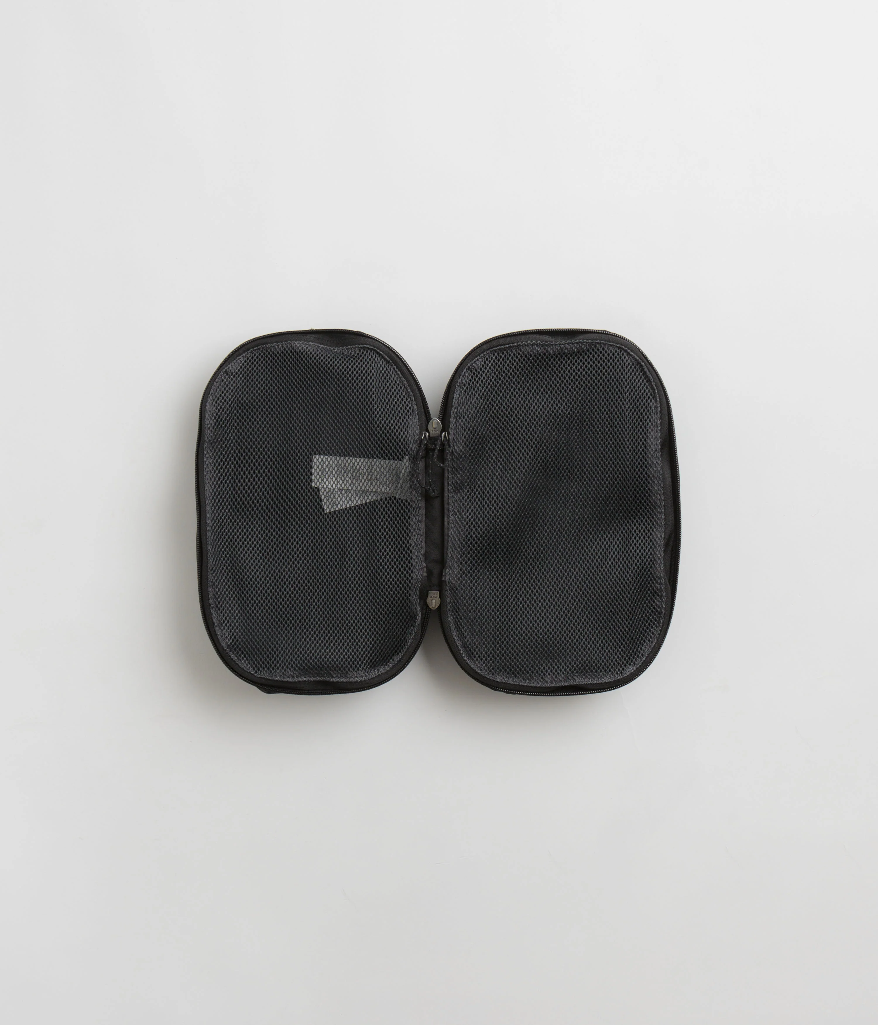 Patagonia Black Hole Cube 6L - Black - Image 3